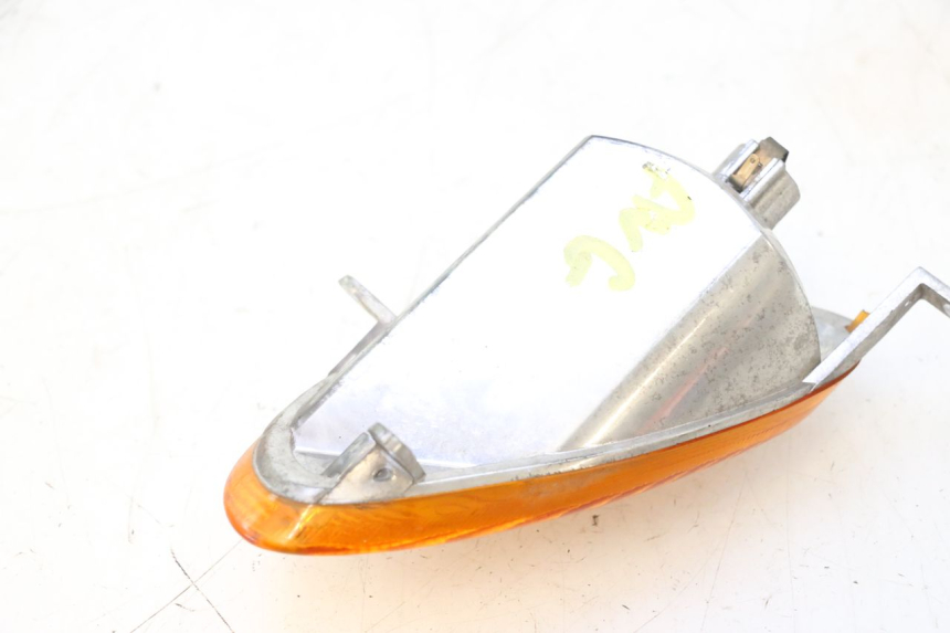 photo de Pisca dianteiro esquerdo YAMAHA YP MAJESTY 125 (1998 - 2001) - Pontos de fixação