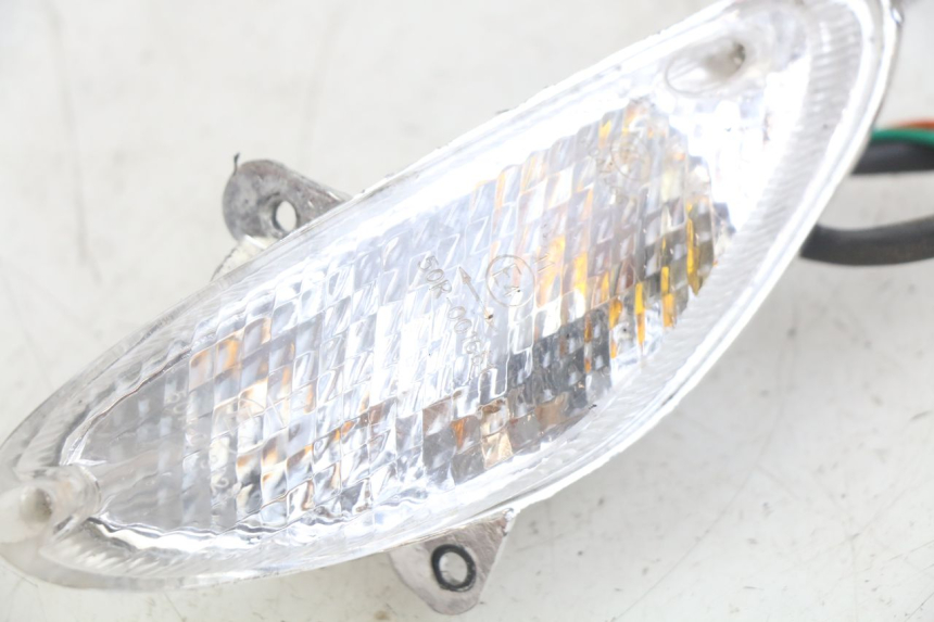 photo de Pisca dianteiro esquerdo UNIVERSAL BIKE ZN50QT-11B 50 (2018 - 2021) - Detalhe da peça