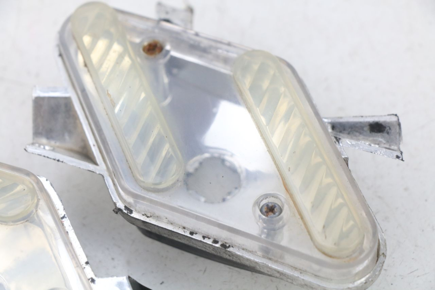 photo de Pisca dianteiro JONWAY GTX 2T 50 (2014 - 2020) - Zoom do estado de desgaste