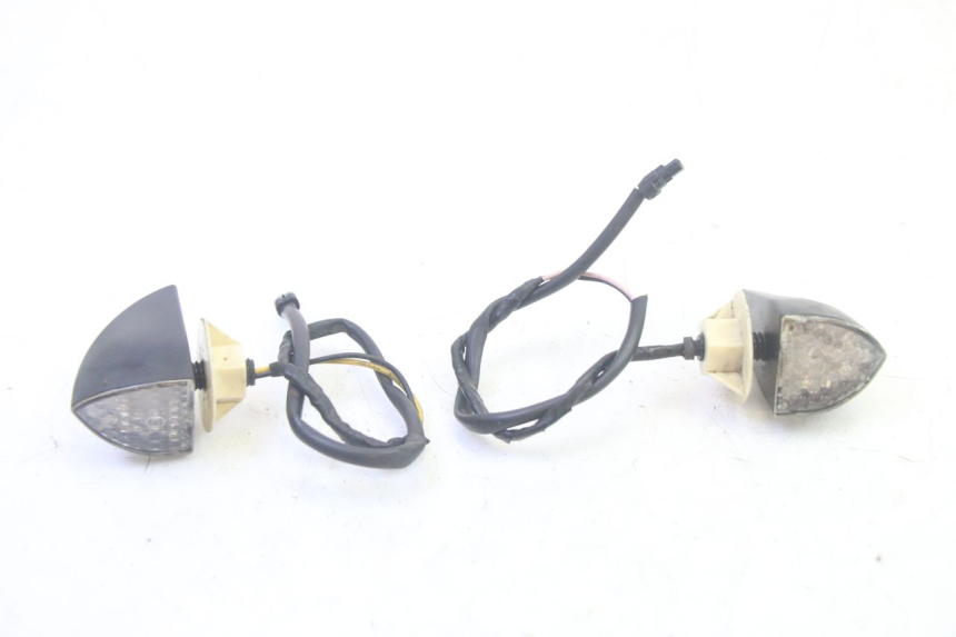 photo de Pisca dianteiro PIAGGIO MP3 RL 250 (2006 - 2010) - Vista principal