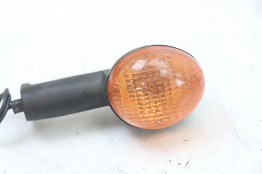 photo de Pisca dianteiro PEUGEOT LUDIX 50 (2005 - 2007) - Pontos de fixação