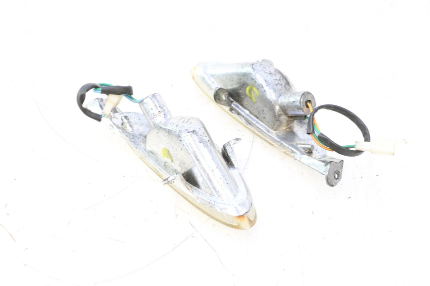 photo de Pisca dianteiro TNT MOTOR ROMA 10' 2T 50 (2011 - 2018) - Zoom do estado de desgaste