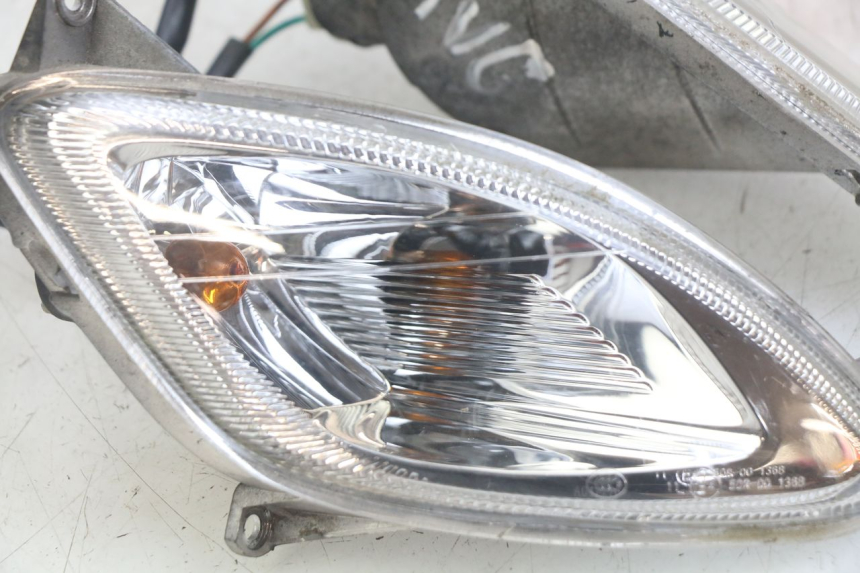 photo de PISCA DIANTEIRO SYM SYMPHONY 125 (2009 - 2015) - Detalhe da peça