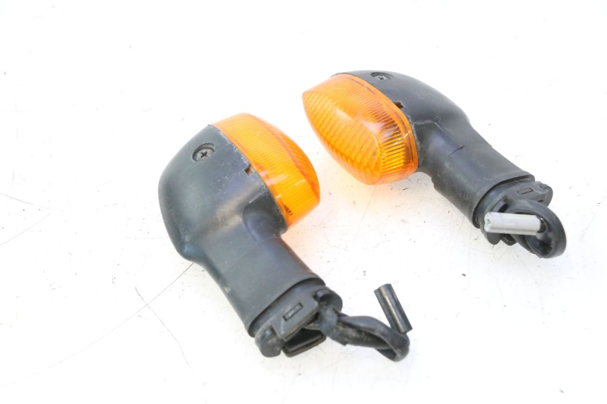 photo de SETAS DIANTEIRAS YAMAHA TDM ABS 900 (2002 - 2014) - Pontos de fixação