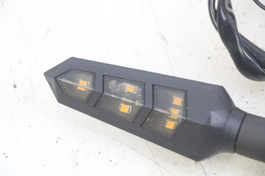 photo de Pisca dianteiro MOTRAC URBAN 4T 50 (2016 - 2024) - Peça verificada