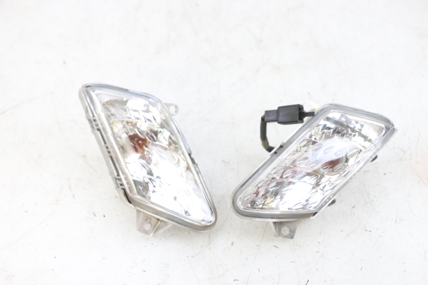 photo de PISCA DIANTEIRO YAMAHA XMAX X-MAX 125 (2006 - 2009) - Vista principal