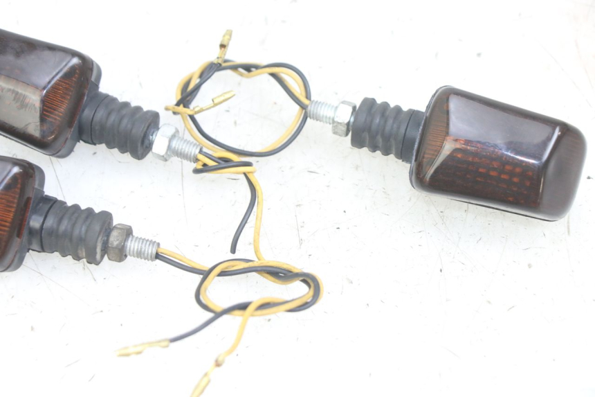 photo de PISCA DIANTEIRO YAMAHA XJN DIVERSION 600 (2000 - 2003) - Pontos de fixação