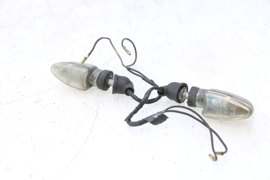 photo de SETAS DIANTEIRAS YAMAHA XJR 1300 (1998 - 2002) - Vista principal