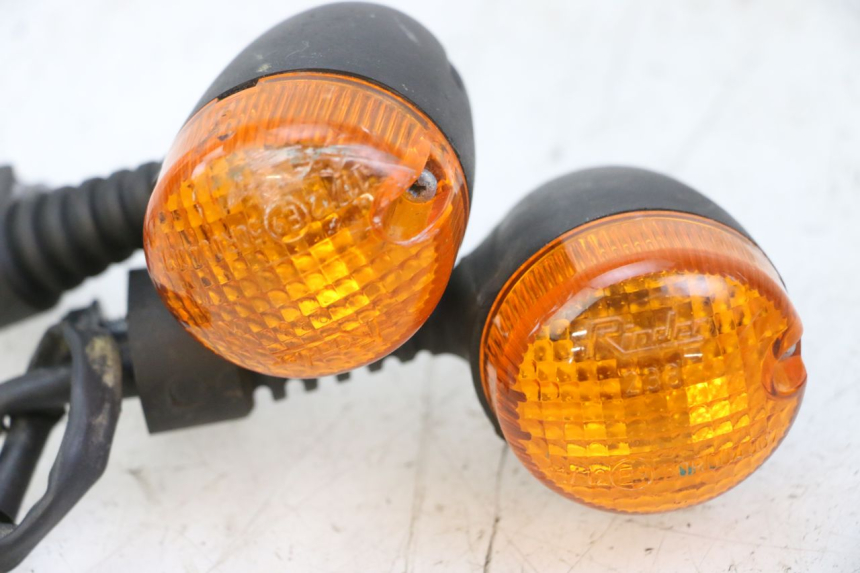 photo de Pisca dianteiro YAMAHA NEOS NEO'S 4T 50 (2008 - 2016) - Zoom do estado de desgaste