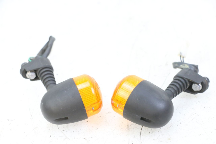 photo de Pisca dianteiro YAMAHA NEOS NEO'S 4T 50 (2008 - 2016) - Pontos de fixação