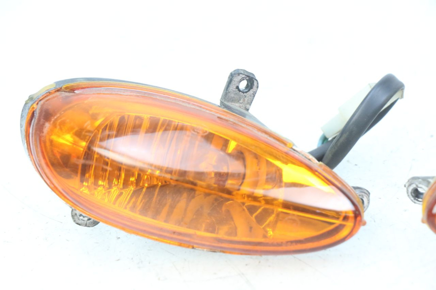 photo de Pisca dianteiro YIYING YY50QT-10 50 (2007 - 2022) - Pontos de fixação