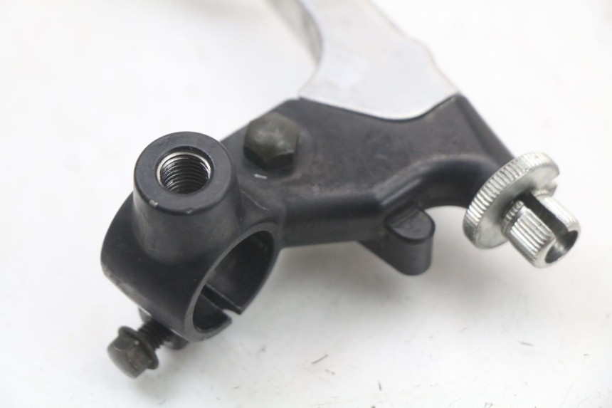 photo de MANETE DE EMBREAGEM SUZUKI GZ MARAUDER 125 (1998 - 2004) - Zoom do estado de desgaste