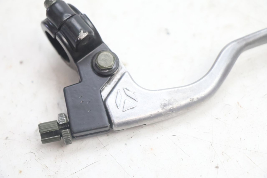 photo de MANETE DE EMBREAGEM APOLLO RFZ 125 - Detalhe da peça