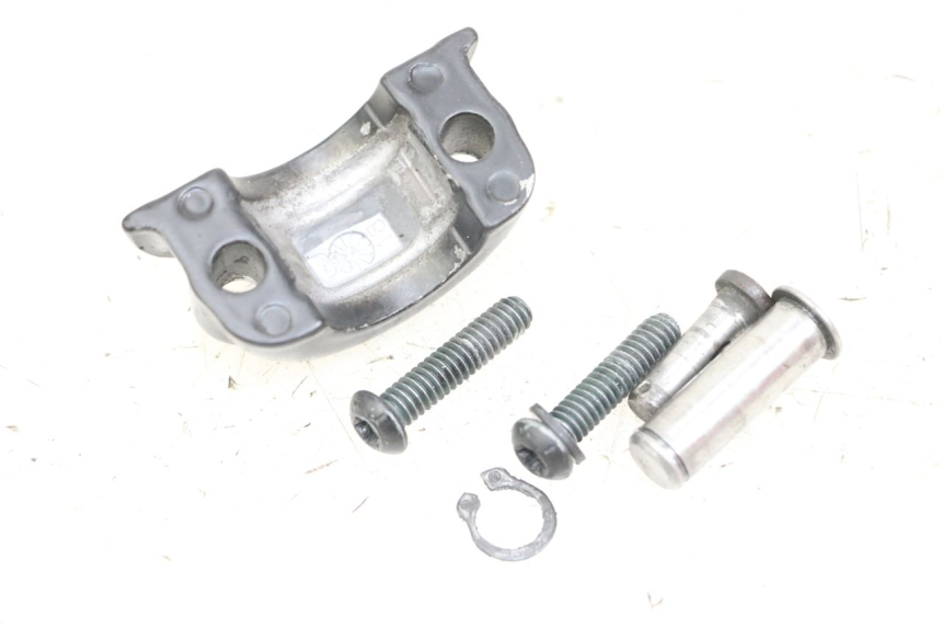 photo de MANETE DE EMBREAGEM HARLEY DAVIDSON SPORTSTER XL CUSTOM 1200 (2003 - 2004) - Detalhe da peça