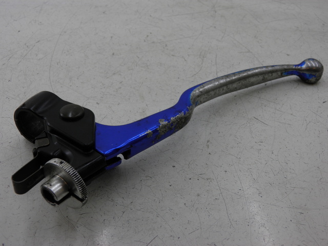 photo de MANETE DE EMBREAGEM YAMAHA FZS FAZER 1000 (2003 - 2005) - Zoom do estado de desgaste