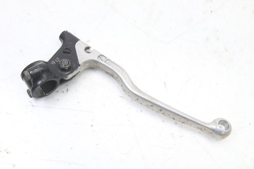 photo de MANETE DE EMBREAGEM YAMAHA TTR 125 (2000 - 2020) - Outro ângulo de visão