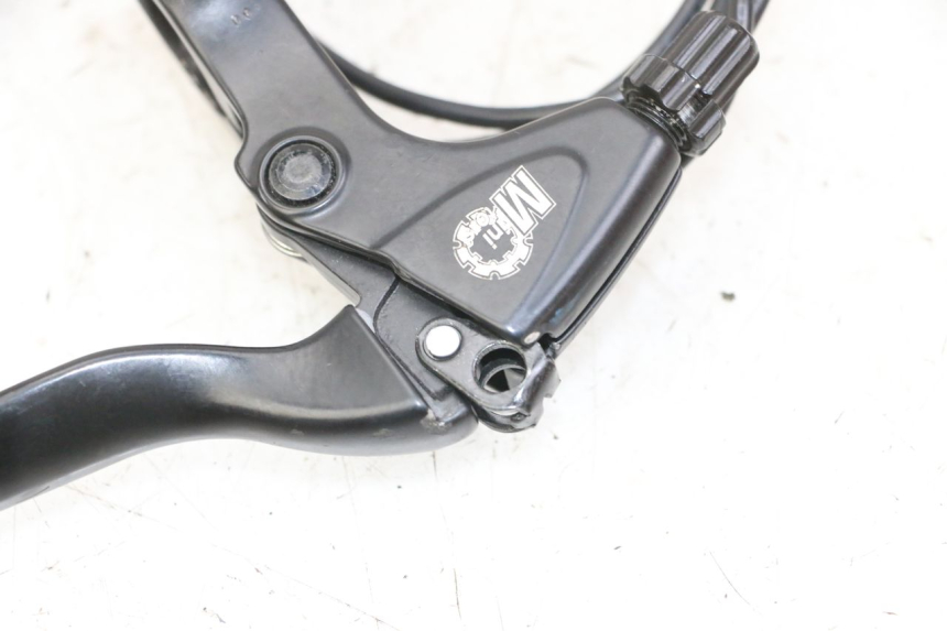 photo de MANETE DE FREIO DIREITA DUALTRON AMINIA 1 - Detalhe da peça