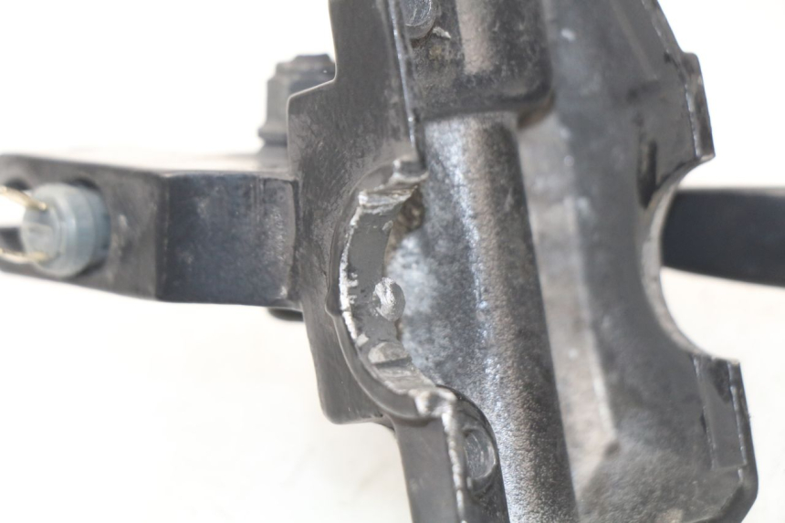 photo de MANETE DE FREIO ESQUERDA PEUGEOT KISBEE 4T 50 (2010 - 2017) - Outro ângulo de visão