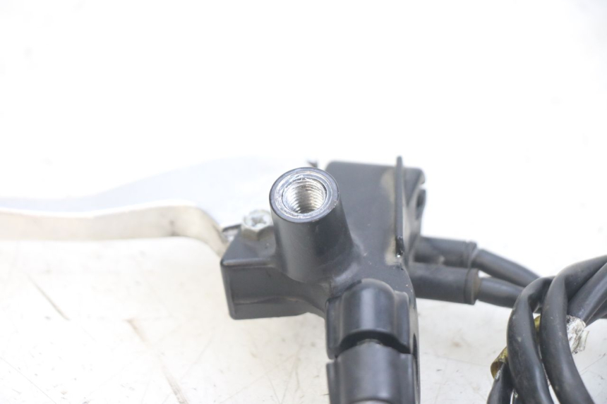 photo de MANETE DE FREIO ESQUERDA HONDA PCX (JF47) 125 (2012 - 2013) - Zoom do estado de desgaste