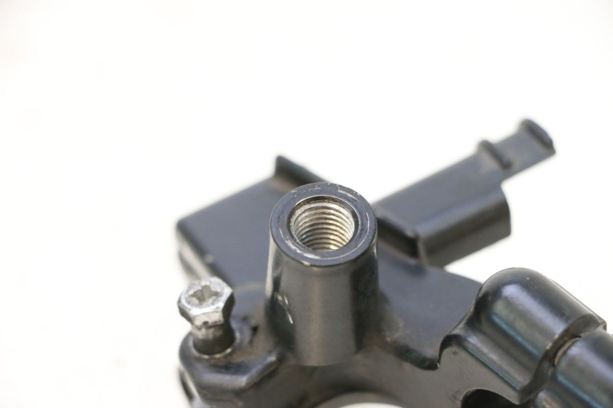 photo de MANETE DE FREIO ESQUERDA HONDA PCX (JF57/JF64) 125 (2014 - 2018) - Outro ângulo de visão