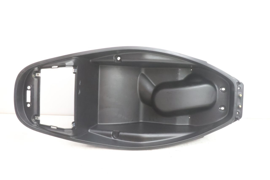 photo de BAÚ DE SELIM KYMCO AGILITY CITY 16P 125 (2015 - 2024) - Vista principal
