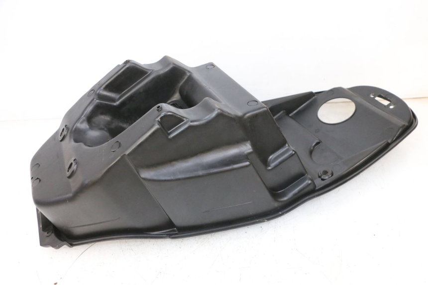 photo de BAÚ DE SELIM KYMCO AGILITY CITY 4T 50 (2008 - 2016) - Detalhe da peça