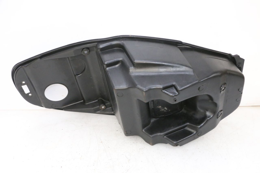 photo de BAÚ DE SELIM KYMCO AGILITY CITY 4T 50 (2008 - 2016) - Outro ângulo de visão