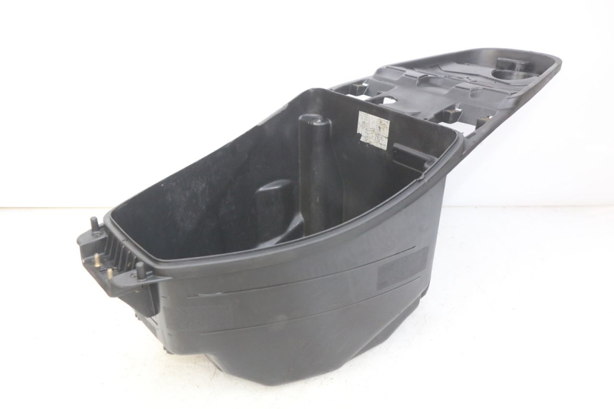 photo de BAÚ DE SELIM KYMCO AGILITY RS 4T 50 (2009 - 2013) - Ampliação técnica