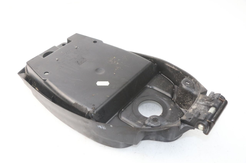 photo de BAÚ DE SELIM MBK BOOSTER SPIRIT 50 (2004 - 2017) - Zoom do estado de desgaste