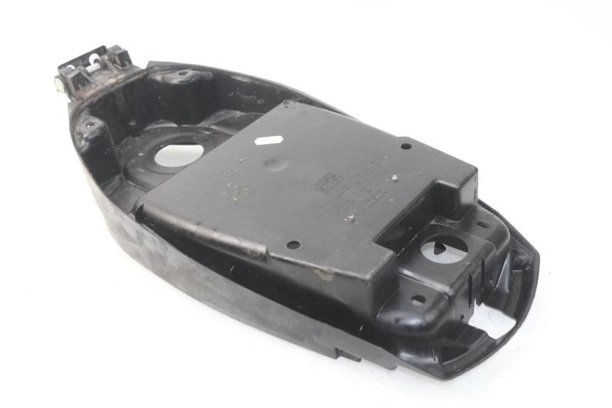 photo de BAÚ DE SELIM MBK BOOSTER SPIRIT 50 (2004 - 2017) - Outro ângulo de visão