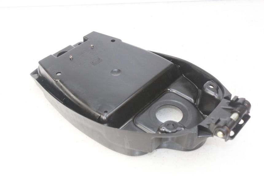 photo de BAÚ DE SELIM YAMAHA BW'S EASY 50 (2013 - 2016) - Zoom do estado de desgaste