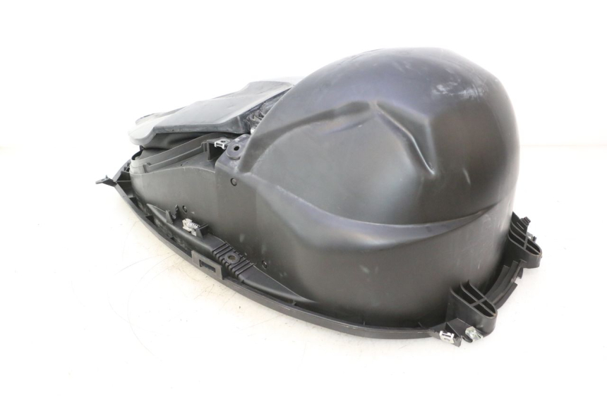 photo de BAÚ DE ASSENTO BMW C SPORT 650 (2015 - 2021) - Pontos de fixação