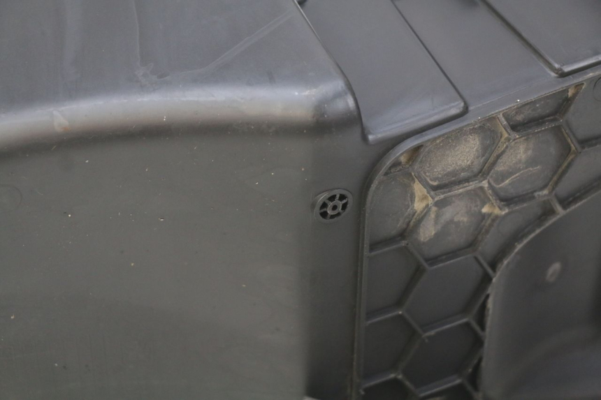 photo de BAÚ DE SELIM PEUGEOT CITYSTAR 125 (2011 - 2017) - Outro ângulo de visão