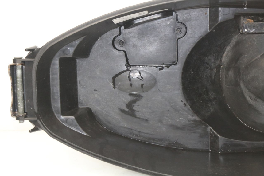photo de BAÚ DE SELIM YAMAHA CYGNUS X 125 (2004 - 2007) - Pontos de fixação