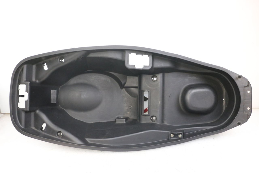 photo de BAÚ DE SELIM KYMCO DINK STREET 125 (2009 - 2014) - Vista principal