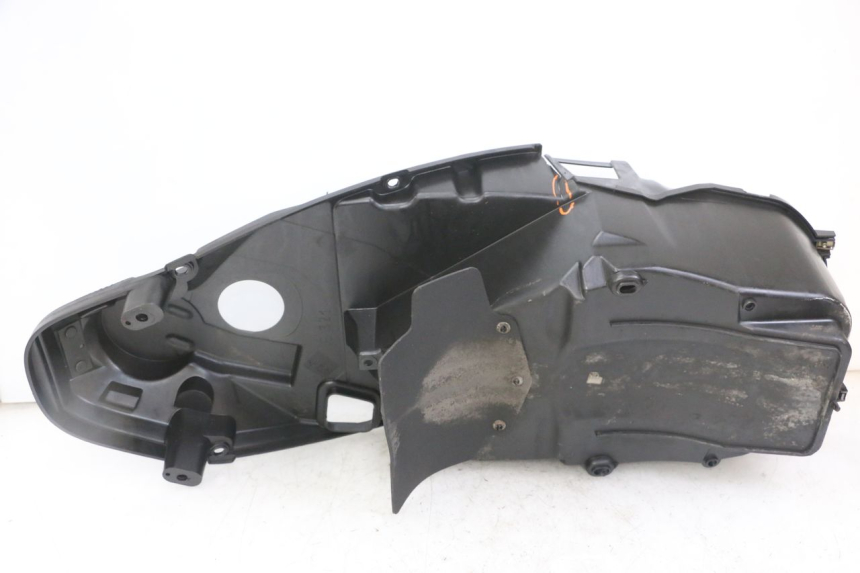 photo de BAÚ DE SELIM PEUGEOT ELYSTAR 125 (2002 - 2007) - Zoom do estado de desgaste