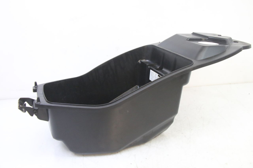 photo de BAÚ DE SELIM SYM FIDDLE 2 S 125 (2012 - 2014) - Detalhe da peça