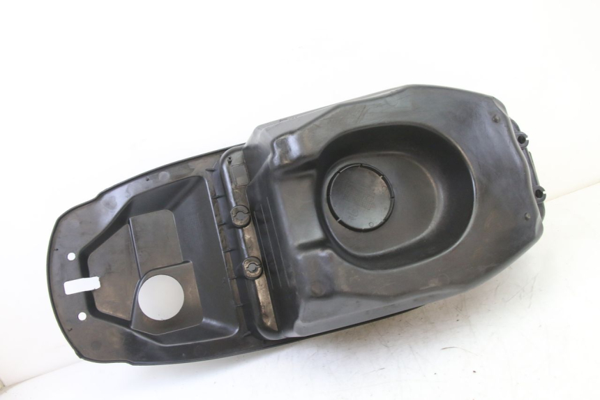 photo de BAÚ DE SELIM SYM FIDDLE 2 S 125 (2012 - 2014) - Pontos de fixação
