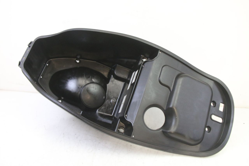 photo de BAÚ DE SELIM SYM FIDDLE 3 III 125 (2014 - 2020) - Detalhe da peça