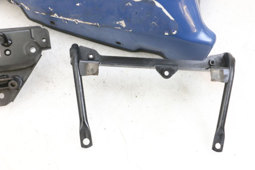 photo de BAÚ DE SELIM YAMAHA FJR ABS 1300 (2006 - 2012) - Inspeção visual