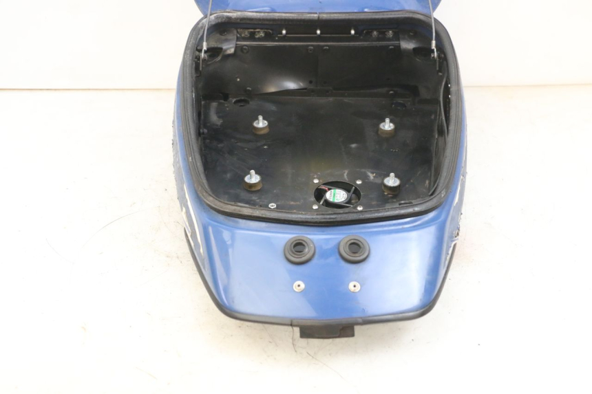 photo de BAÚ DE SELIM YAMAHA FJR ABS 1300 (2006 - 2012) - Outro ângulo de visão