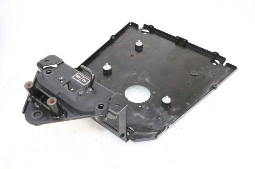 photo de BAÚ DE SELIM YAMAHA FJR ABS 1300 (2006 - 2012) - Imagem adicional