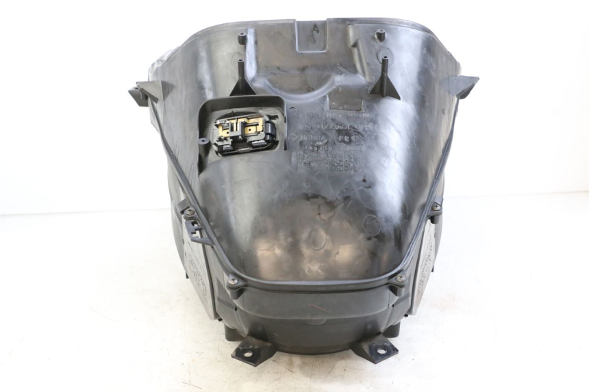 photo de BAÚ DE SELIM HONDA FJS SILVER WING SILVERWING 400 (2005 - 2008) - Zoom do estado de desgaste