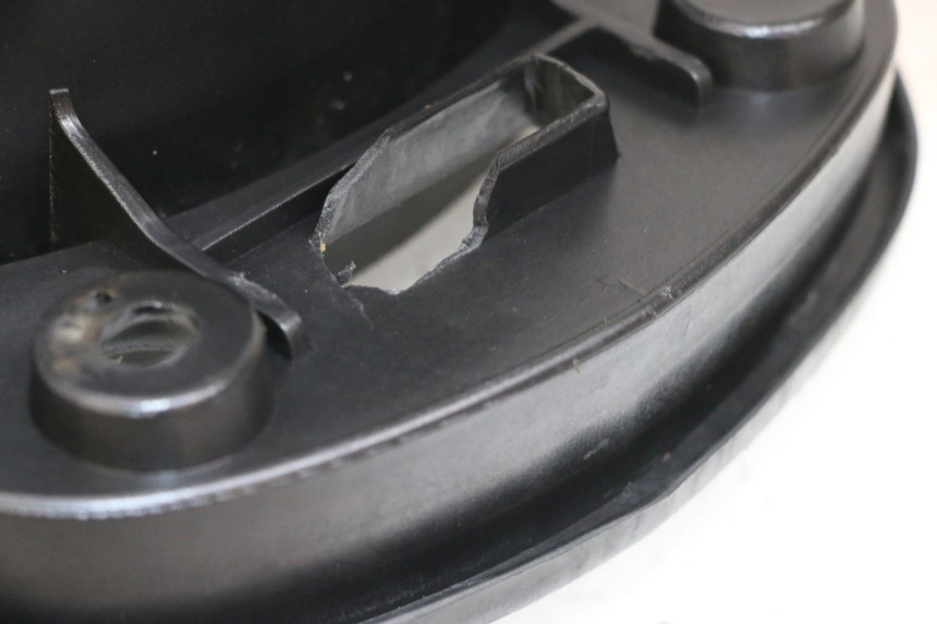 photo de BAÚ DE SELIM MBK FLAME X 125 (2007 - 2016) - Detalhe da peça