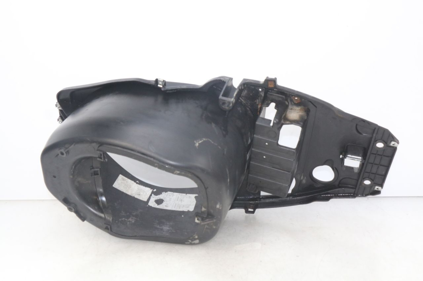 photo de BAÚ DE SELIM PIAGGIO FLY 125 (2005 - 2012) - Detalhe da peça