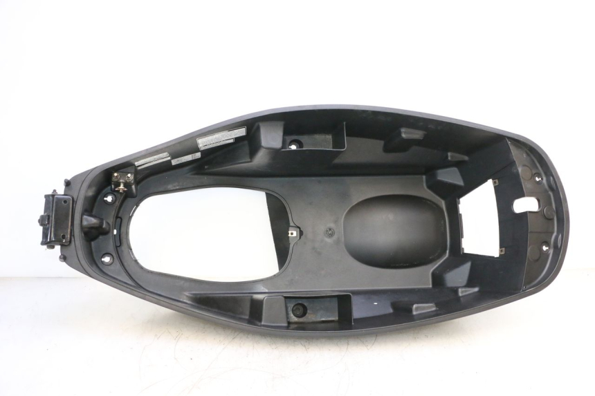photo de BAÚ DE SELIM SYM GTS EVO 125 (2009 - 2013) - Vista principal