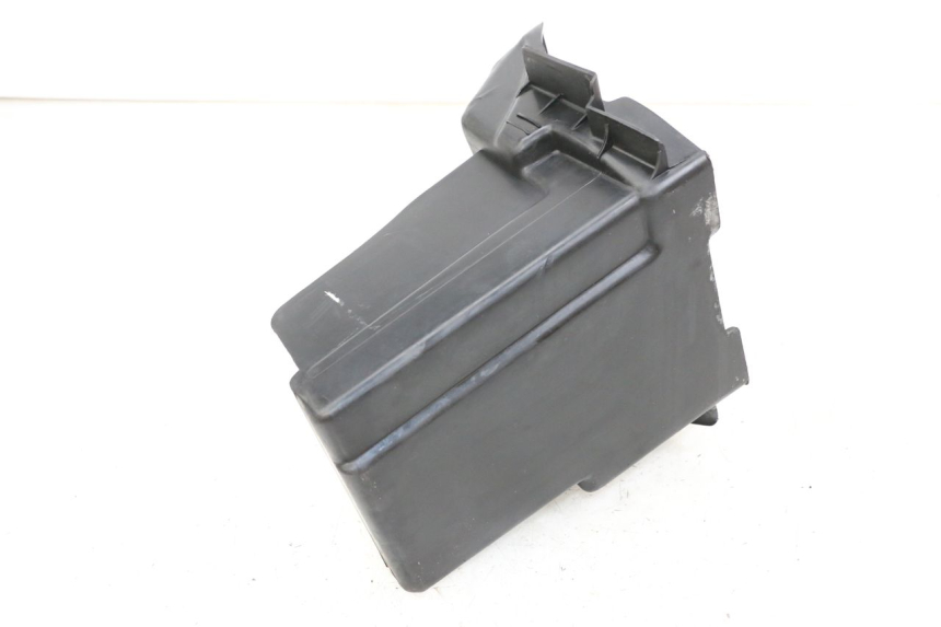 photo de BAÚ DE SELIM SUZUKI GZ MARAUDER 125 (1998 - 2004) - Ampliação técnica