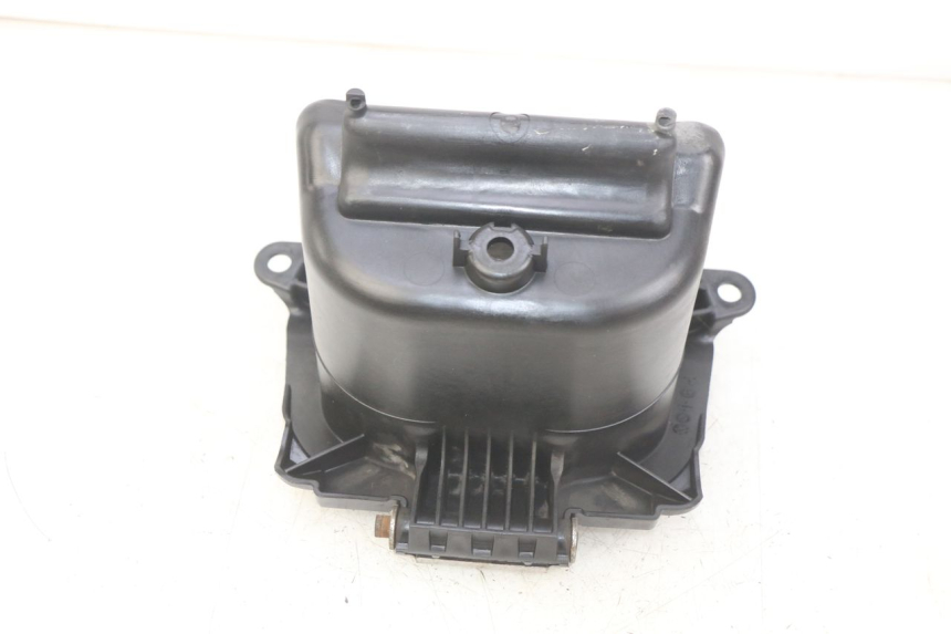 photo de BAÚ DE SELIM YAMAHA HW XENTER 125 (2011 - 2017) - Detalhe da peça