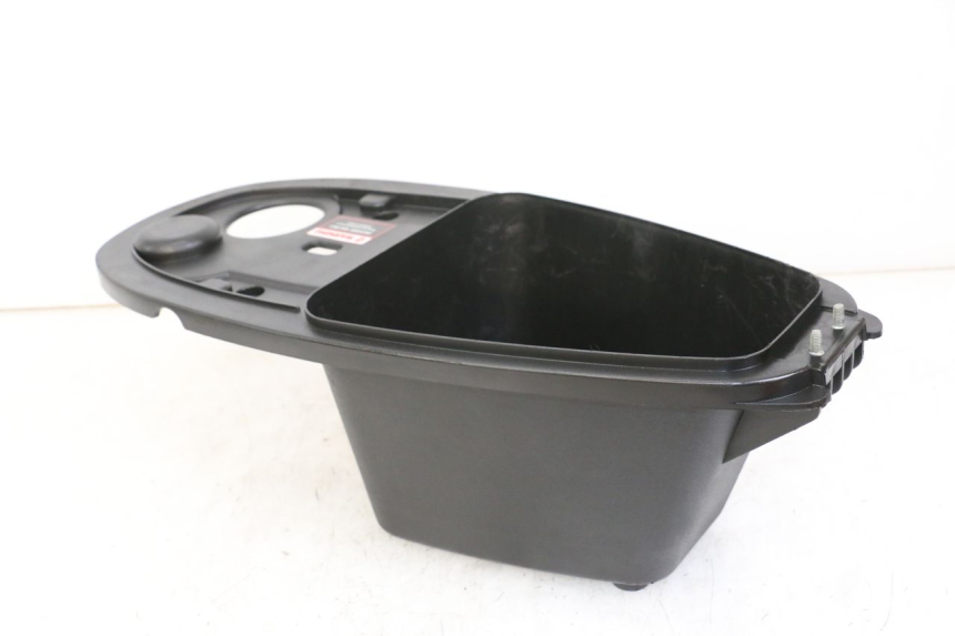photo de BAÚ DE SELIM JM MOTORS VX 125 (2022 - 2025) - Outro ângulo de visão