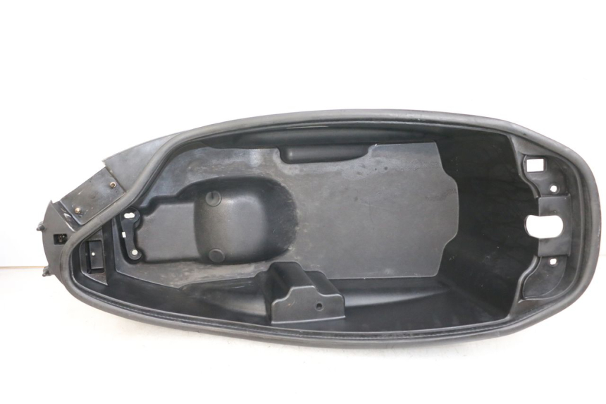 photo de BAÚ DE SELIM SYM JOYRIDE EVO 125 (2009 - 2016) - Outro ângulo de visão